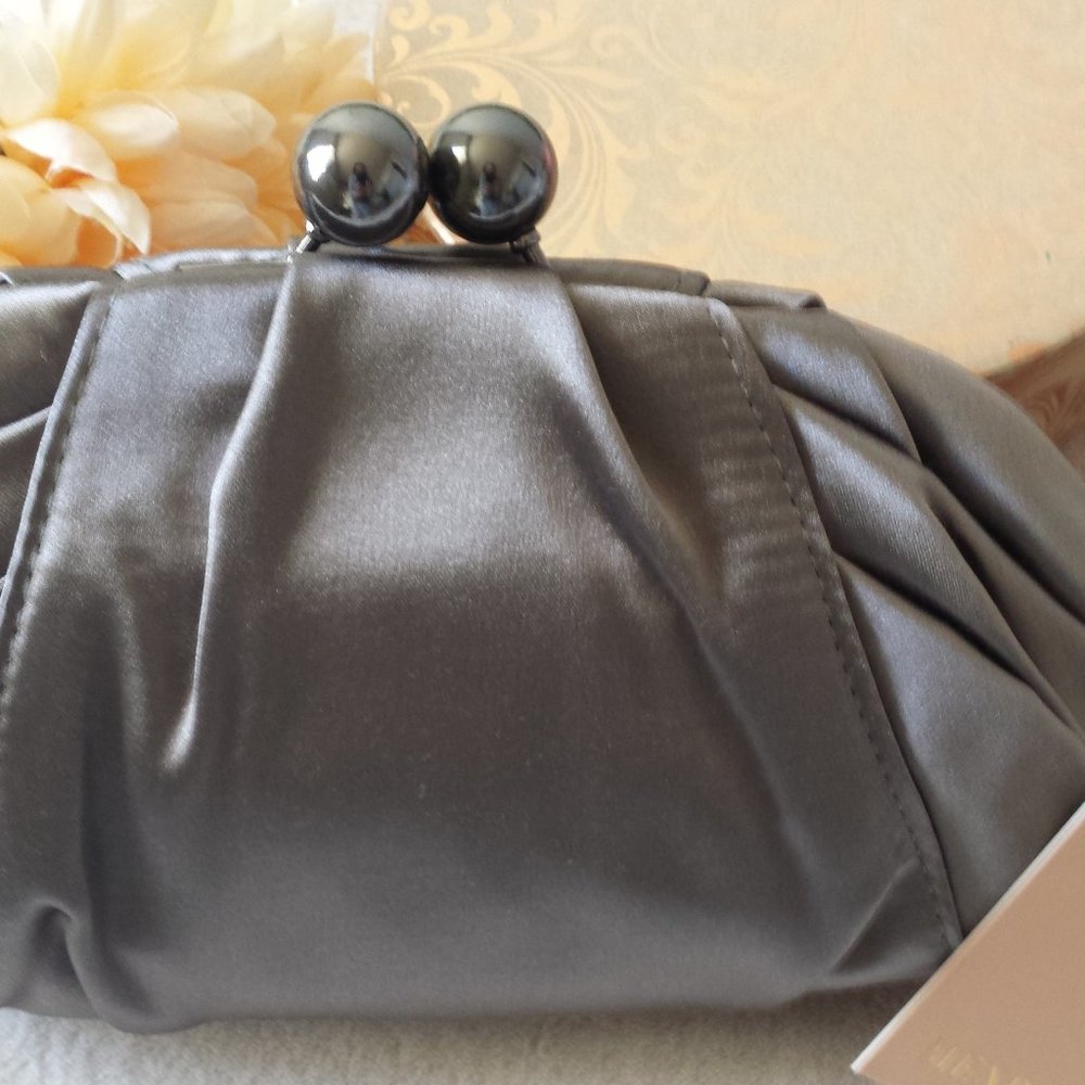 NIB MENBUR Clutch - Picture 4 of 7